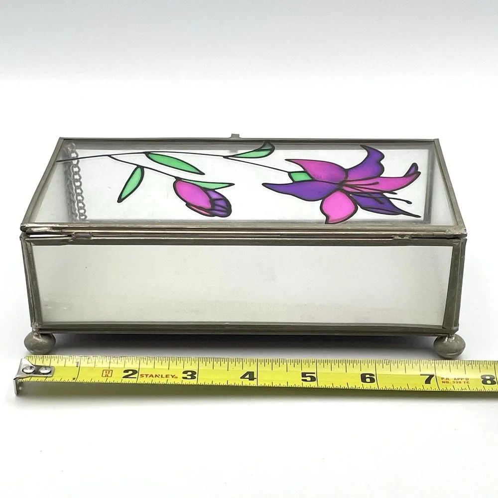 Vintage Taiwan Stained Glass Jewelry Trinket Box‎ Frosted Glass Purple Lily